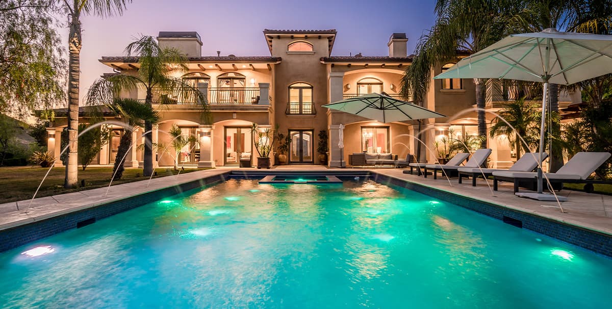 Listings that stand out.